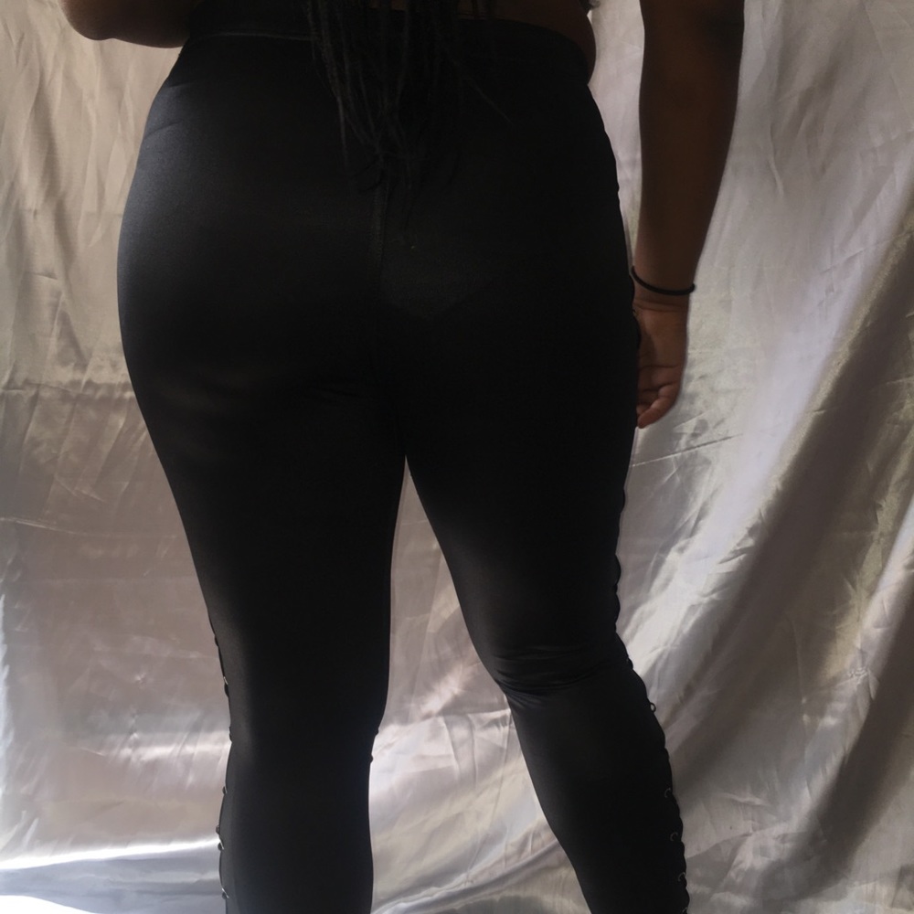 Leather leggings